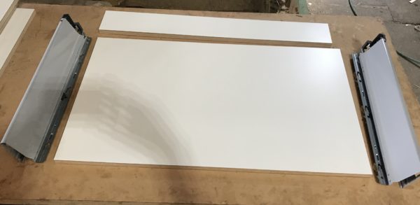 システムキッチンの引き出し作り方・ブルム社製タンデムボックス プラス（ブルモーション） ｜ 家具職人の消えたお仕事ブログとライフスタイル